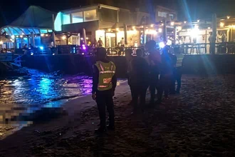 Pampatar: Hombre fallece tras lanzarse al rompeolas desde el balcón de un restaurante
