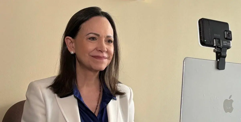 Machado dice que los venezolanos sienten “rabia y malestar” por acuerdo energético con Estados Unidos