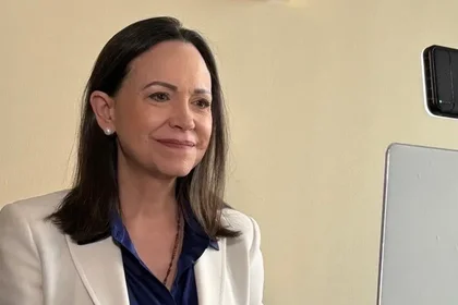 Machado dice que los venezolanos sienten “rabia y malestar” por acuerdo energético con Estados Unidos