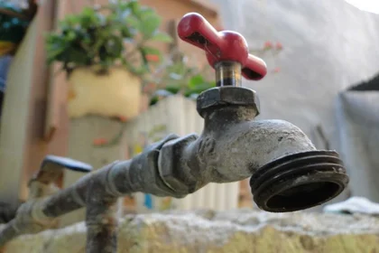 Tubores suma más de 6 meses sin agua por tubería en Margarita