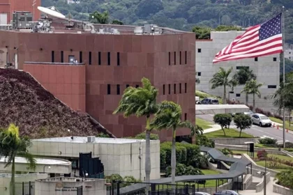 Estas son las nuevas vacantes laborales que abrió la embajada de EEUU en Caracas