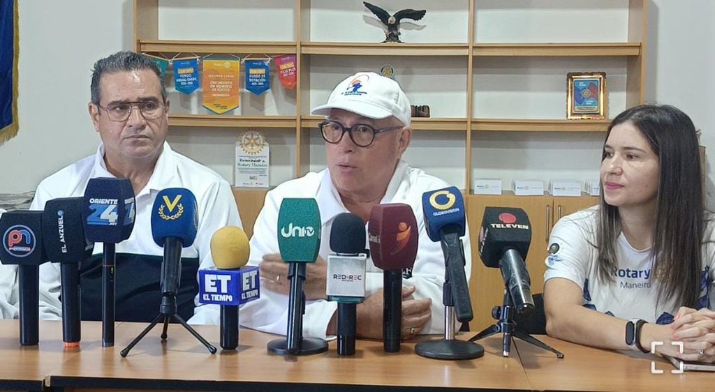 Rotary Margarita une el deporte y la solidaridad con el trofeo de golf “Copa Airlines”