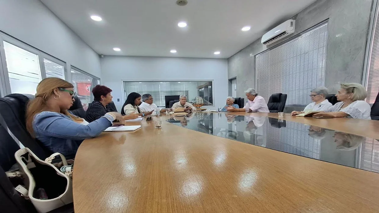 Impulsan Ley Regional de Economía Plateada en Nueva Esparta