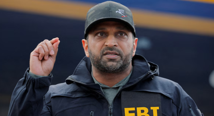 «Torturó a más de una docena de estadounidenses»: Director del FBI reitera compromiso con la Justicia tras nueva imputación a Maduro