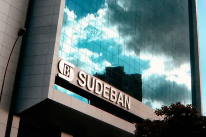 Este 12 de octubre será feriado nacional y la banca suspende la atención presencial en taquillas