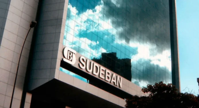 Este 12 de octubre será feriado nacional y la banca suspende la atención presencial en taquillas