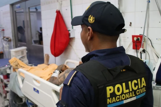 Disparan contra un venezolano mientras esperaba en un semáforo en Guatemala