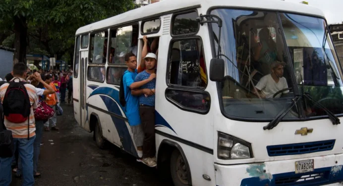Toma previsiones: Pasaje urbano subió a partir de este 1-Oct, este es el nuevo monto que cobrarán los transportistas