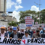 Sindicatos convocan movilización a Miraflores el #28Oct: No podemos seguir cobrando miserias