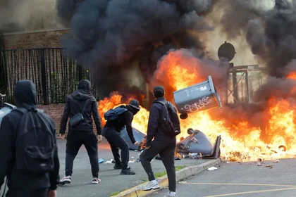 Protestas estudiantiles en Francia dejan saldo de más de 2 mil detenidos