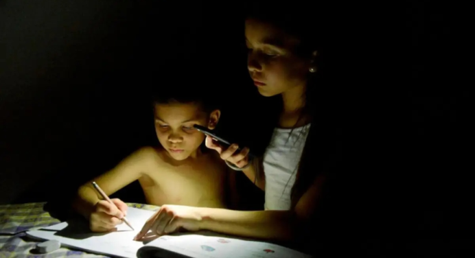 Cortes eléctricos de hasta 6 horas diarias afectan rendimiento escolar en Margarita
