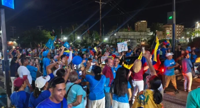 Margarita celebró en la Plaza de las Banderas el regreso de María Corina a Venezuela +VIDEOS