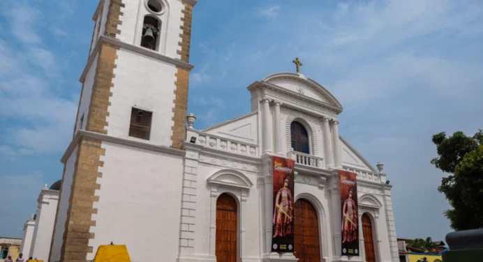 Diócesis de Barcelona confirma la detención de dos sacerdotes por parte de la PNB