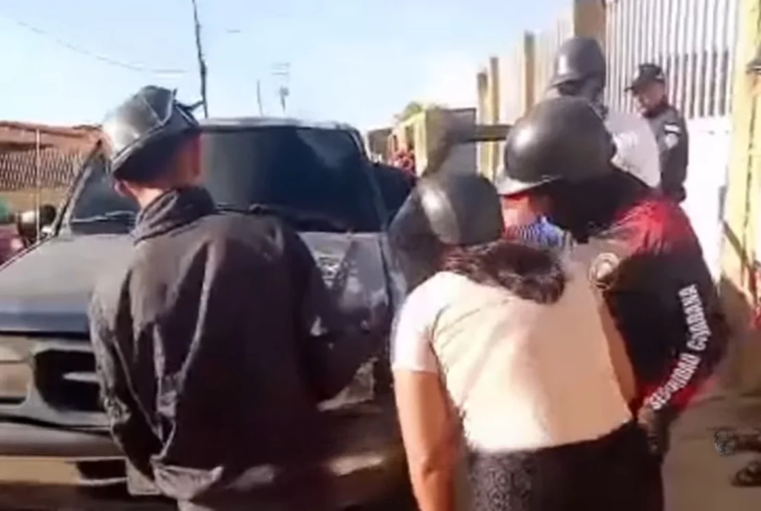 Conductor arrolla a familia en el sector El Palito de Juan Griego