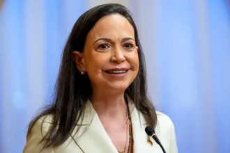 Machado dice que su regreso a Venezuela «es urgente»