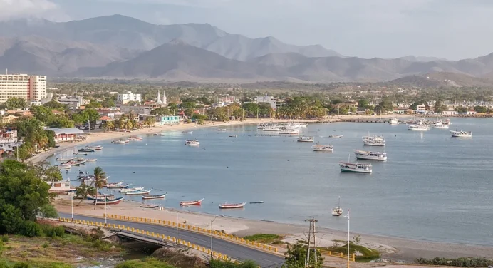 Fedecámaras Nueva Esparta sella alianza con Swing Energy para promover la autogeneración eléctrica