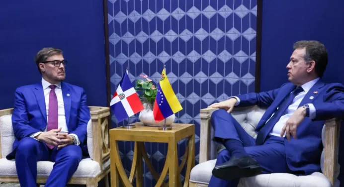 Venezuela y República Dominicana expresan disposición para «avanzar en la normalización de sus relaciones»